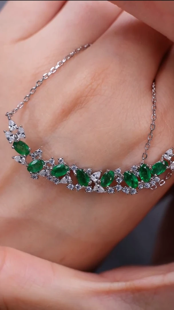 颈饰银S925镶嵌祖母绿颈饰