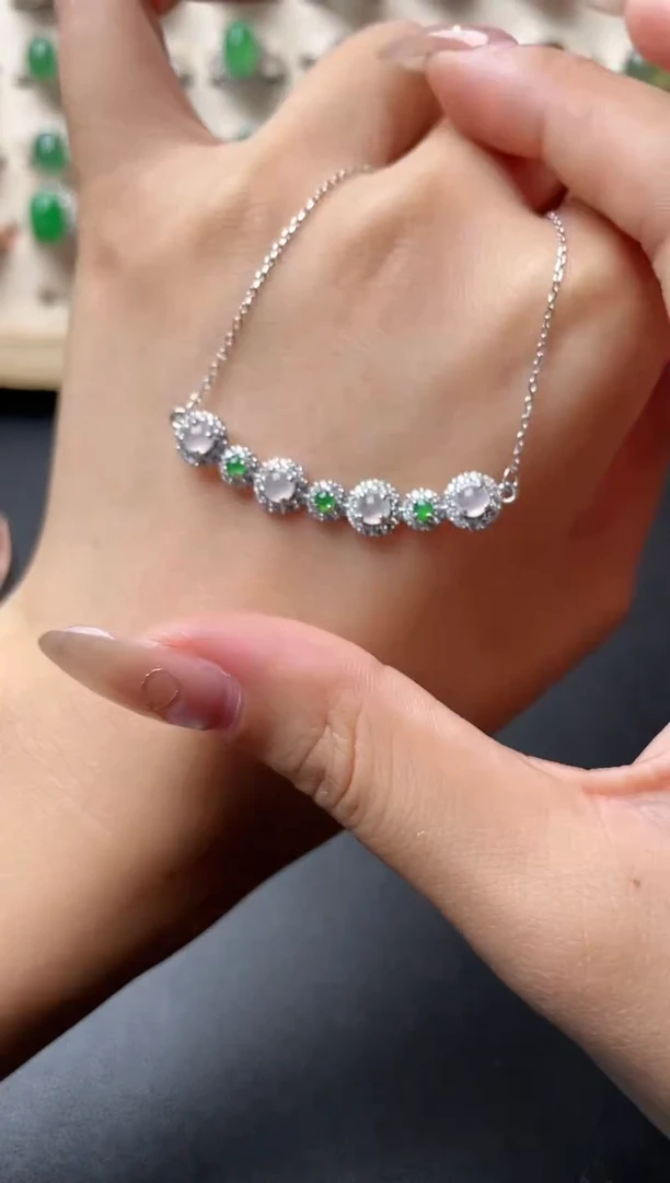 【闪购商品】翡翠戒指银S925镶嵌一物一证一礼盒