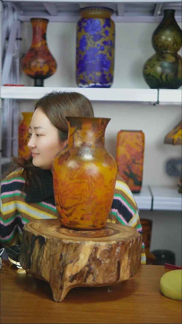 玲*2只一对骏马图格雷花瓶