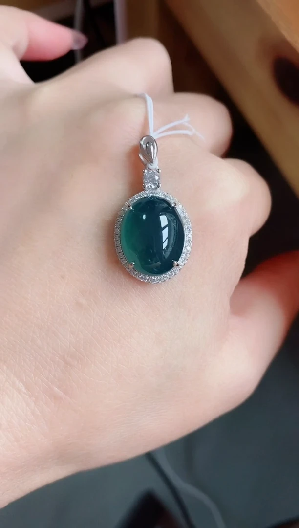 吊坠(赠链)银S925镶嵌翡翠1