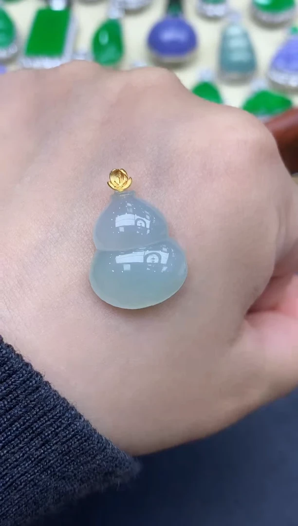 颈饰18K金镶嵌翡翠36-中国好珍宝