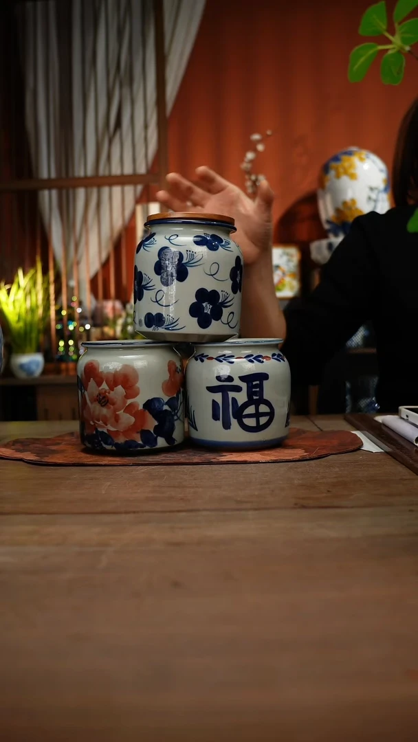当代高温釉下彩手绘陶瓷餐具