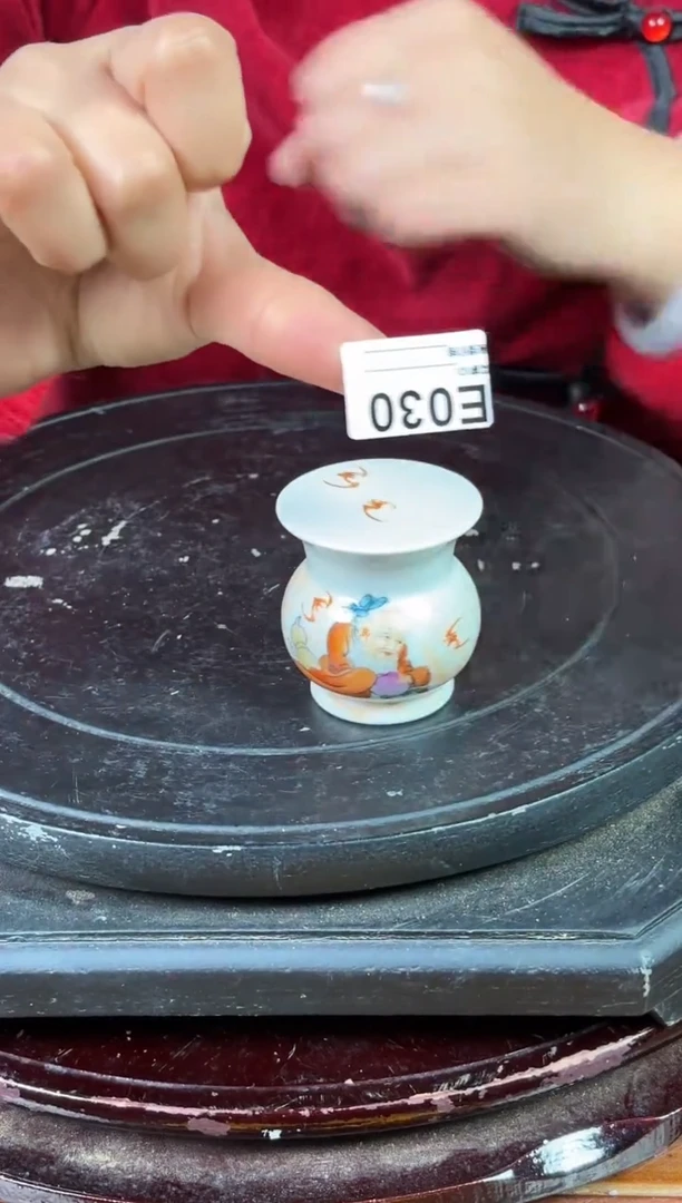 【闪购商品】摆件景德镇陶瓷仿古摆件E030