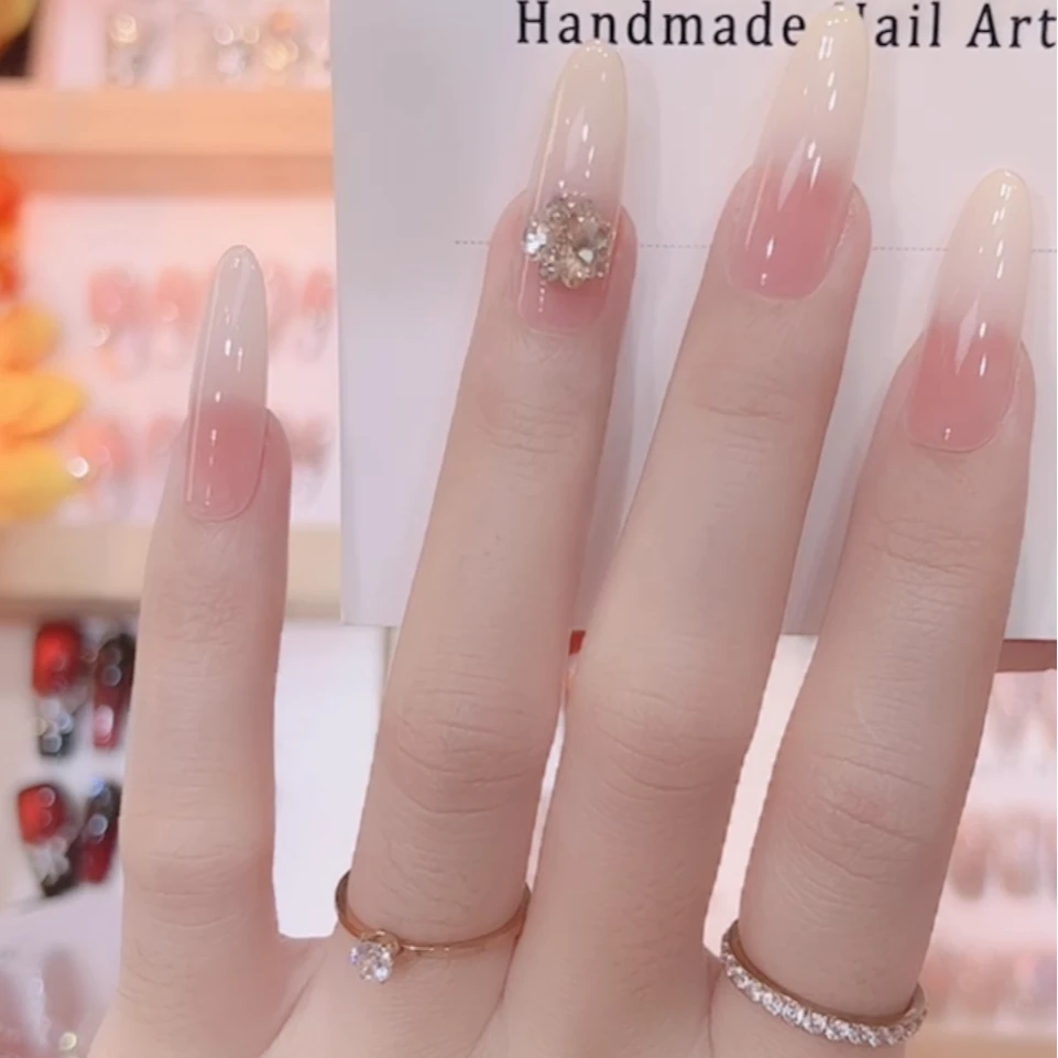 【栗子烤奶】纯手工冰透裸色爆闪钻球穿戴甲美甲贴片自然显白