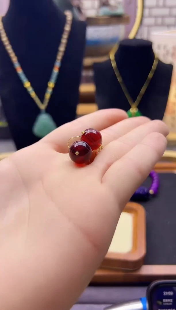 【闪购商品】血珀耳饰14K金镶嵌E329