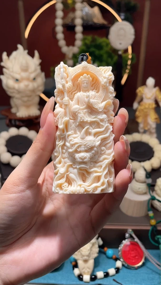 【闪购商品】菩提根/象牙果吊坠【重工版】地藏