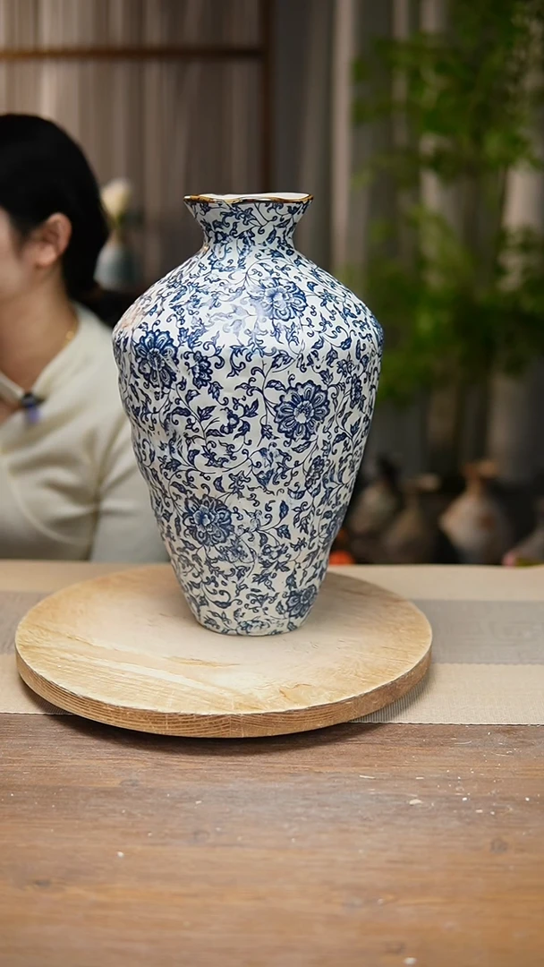 【闪购商品】陶瓷 花器青花瓷缠枝莲高脚