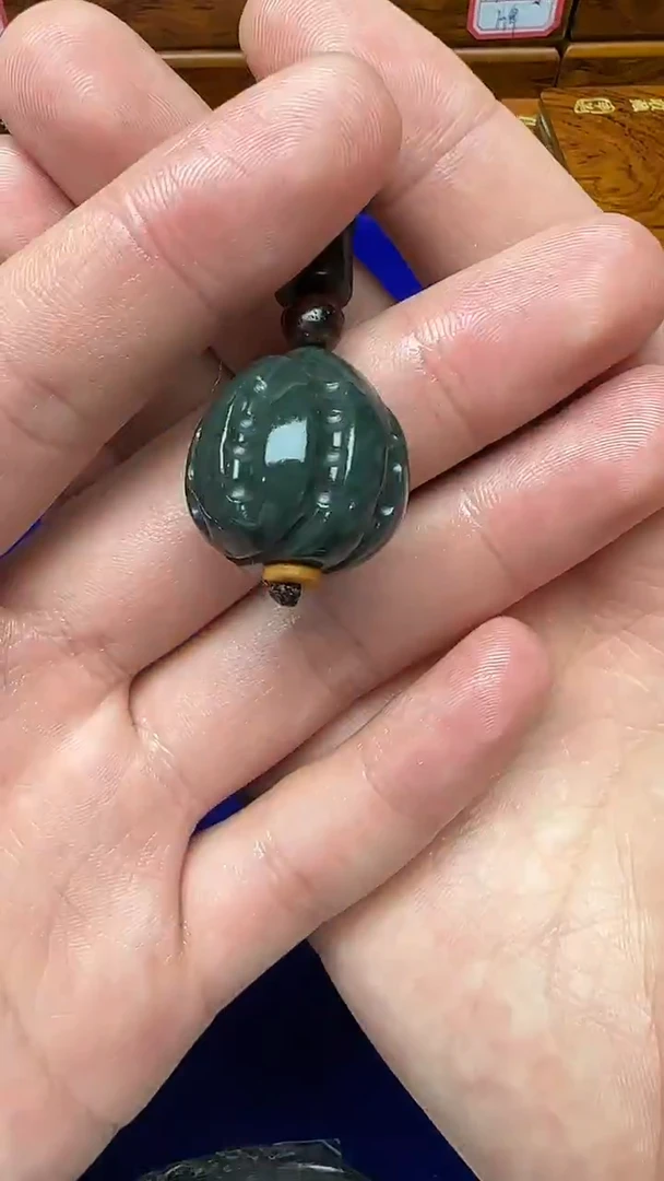 未镶嵌和田玉挂件心**成1