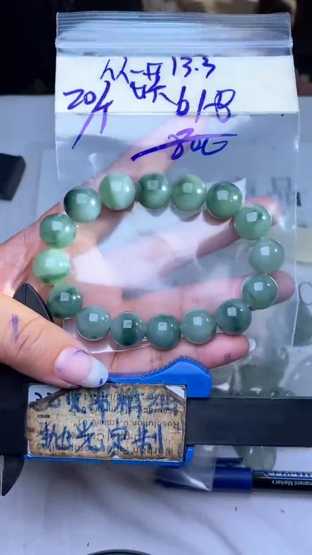 未镶嵌定制翡翠从**始毛货需抛光多样性拍一发一