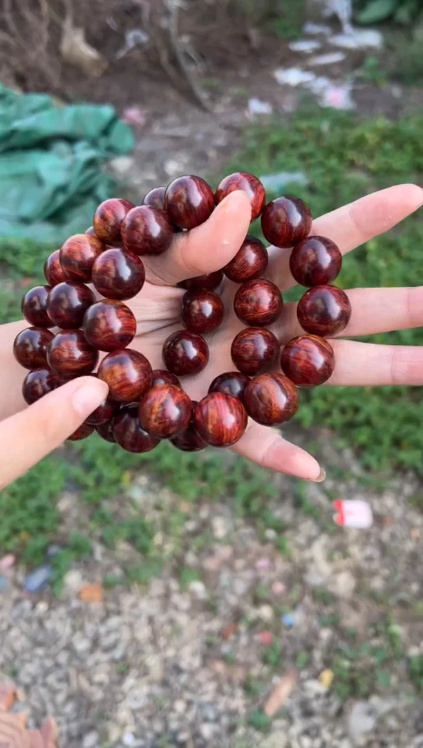 黄花梨/降香黄檀A008芝麻点1.8圆珠手串288多样性发一