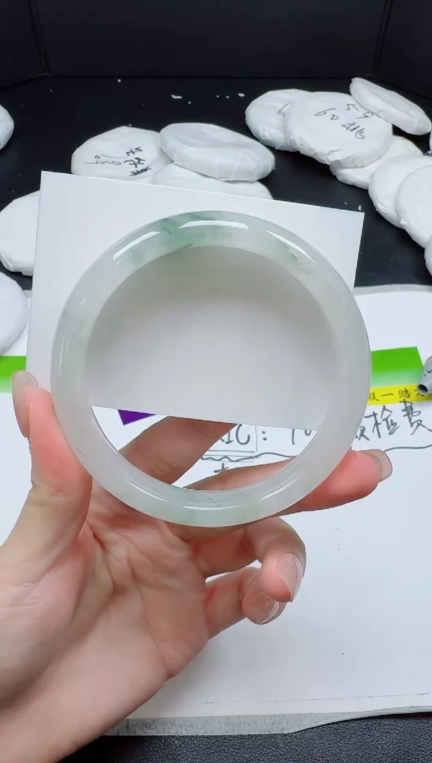 石英质玉手镯未镶嵌0108-65