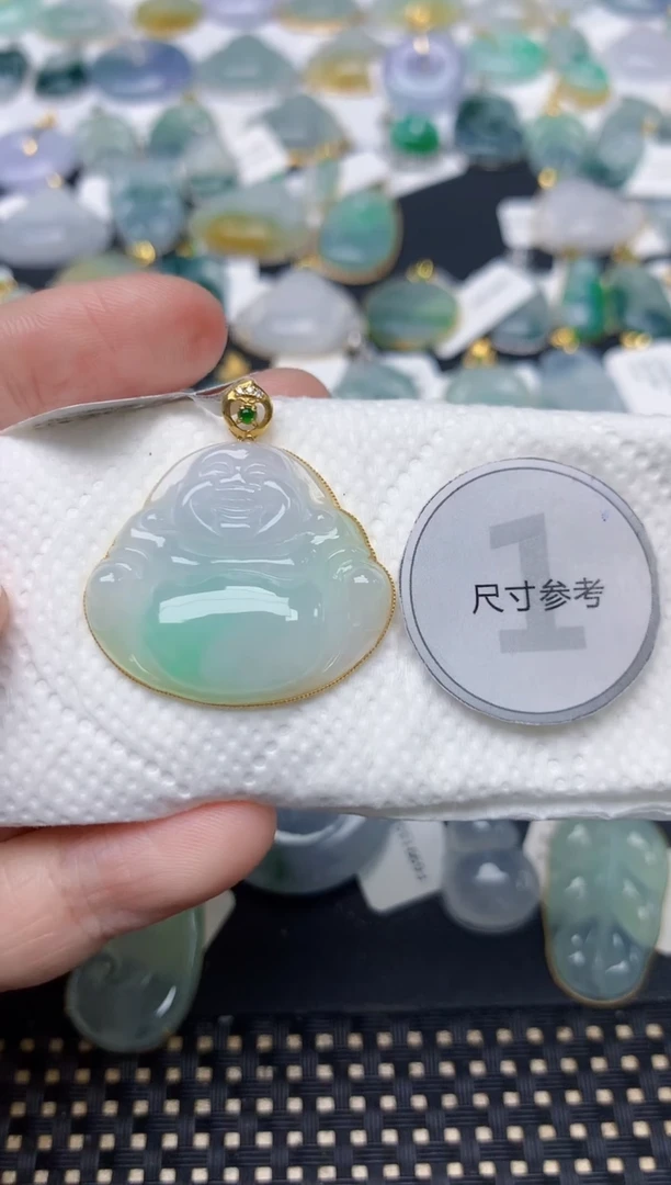 颈饰18K金镶嵌翡翠天然缅甸A货翡翠