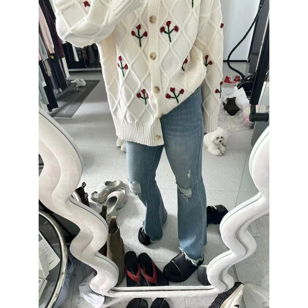 晶咕【长腿欧尼】设计感高腰水洗破洞裤脚拉毛显瘦喇叭牛仔裤