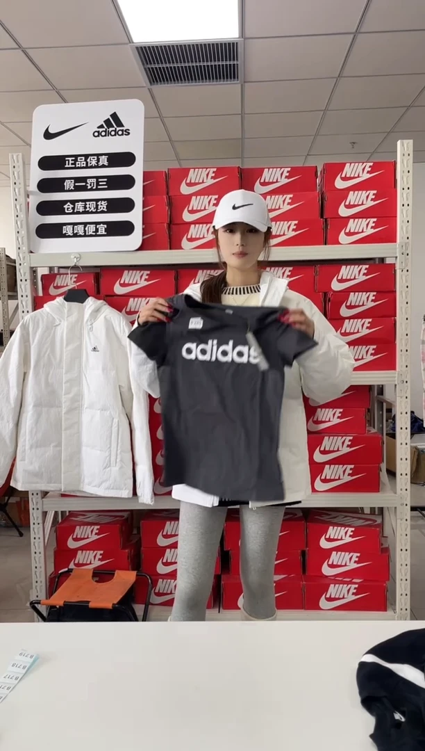 编码245  尺码  s胸围衣长  正品直播间过款