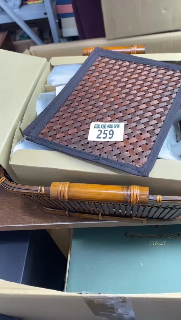 【闪购商品】瓷片隆莲瓷器欢迎大家