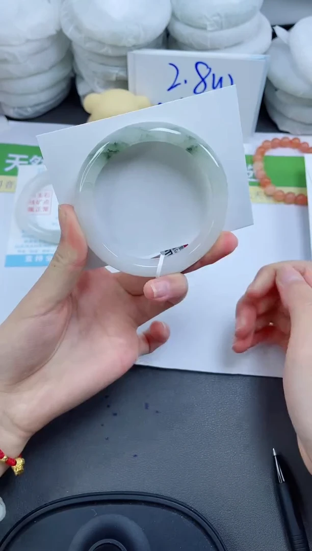 【闪购商品】石英质玉手镯未镶嵌162-58.9