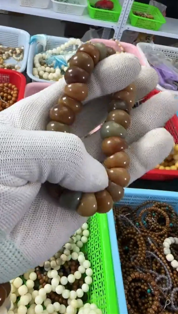 【闪购商品】白玉菩提吊坠15敦煌大肠