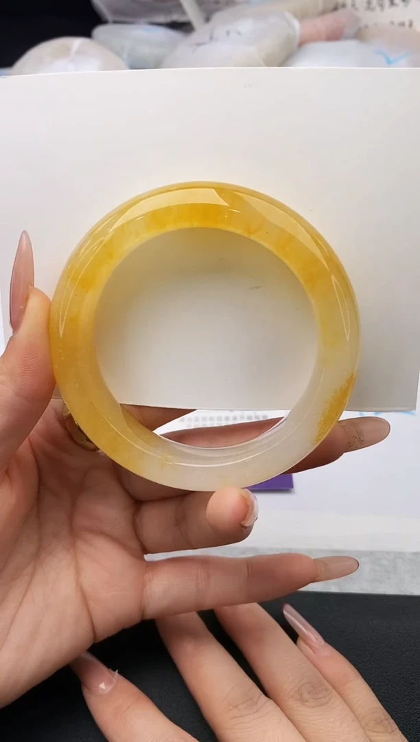 未镶嵌手镯石英质玉w19-HB57+