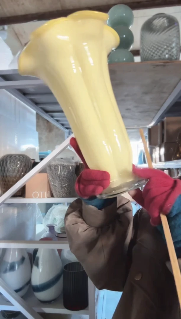 248直播玻璃花瓶