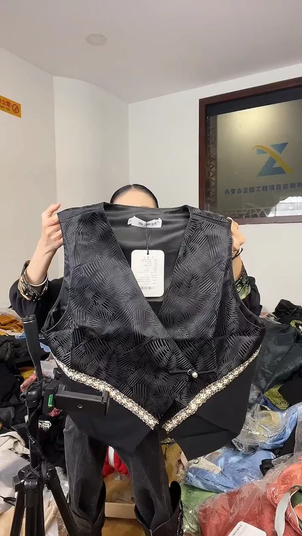 马甲   2XL码   125-135斤