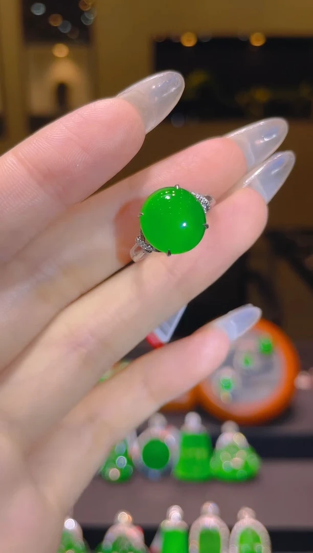 翡翠18K金镶嵌吊坠(不含链)A31