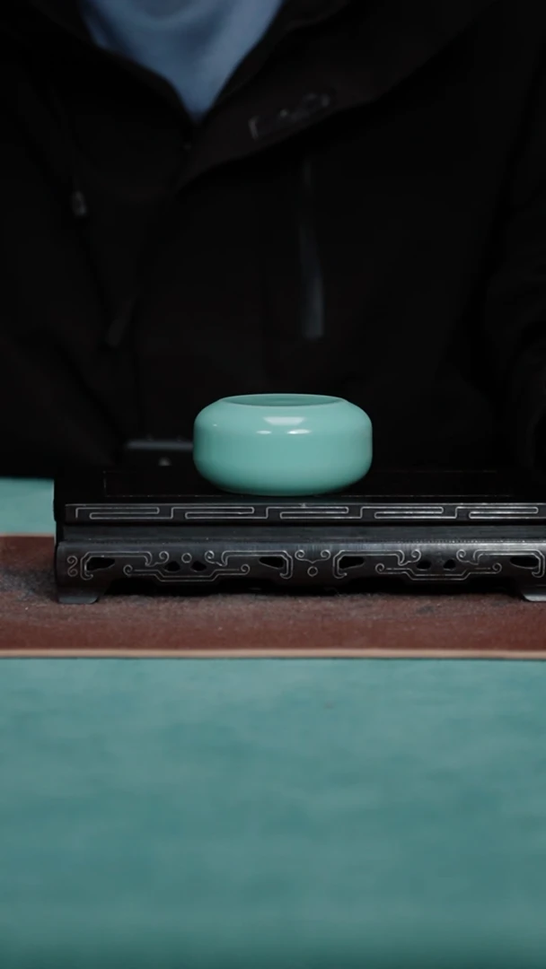 【闪购商品】96-1青玉案盖置（正天青）大瑕