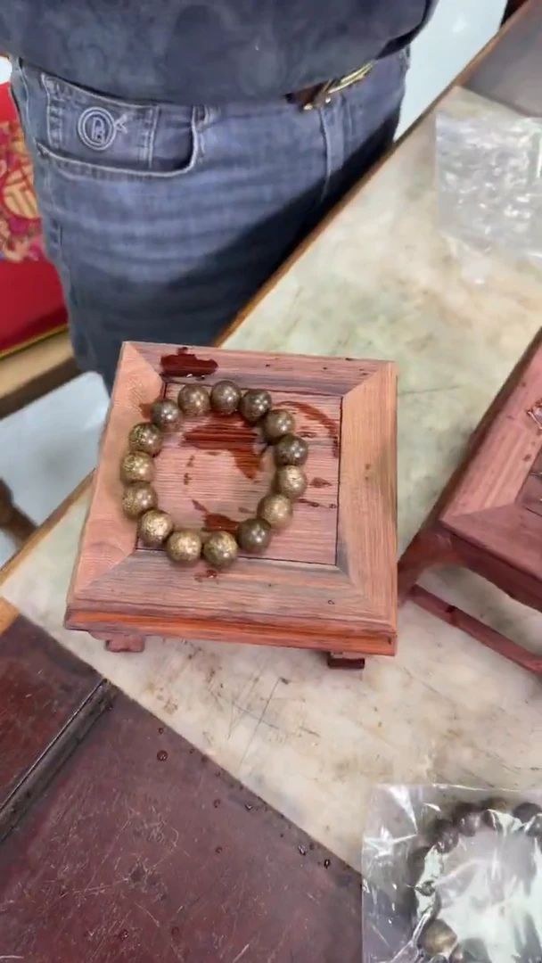 花梨木类木雕款工艺品88888888