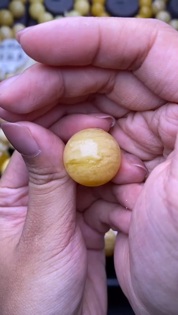 裸石琥珀未镶嵌大小姐珠宝97