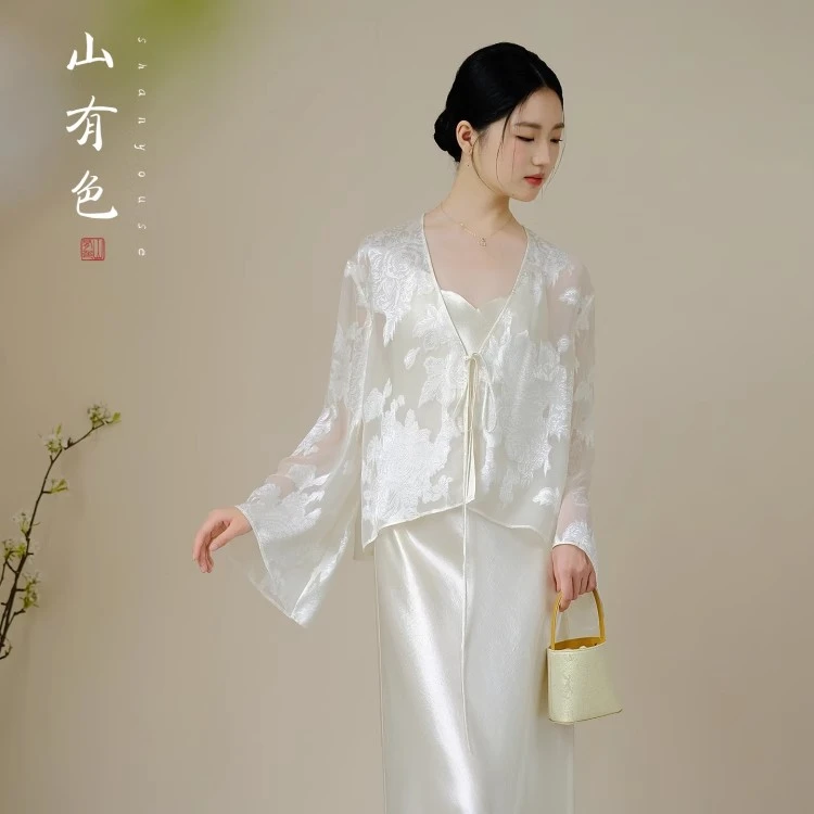 山有色“花影”气质新中式提花静奢风夏季轻奢百搭小衫上衣  8522