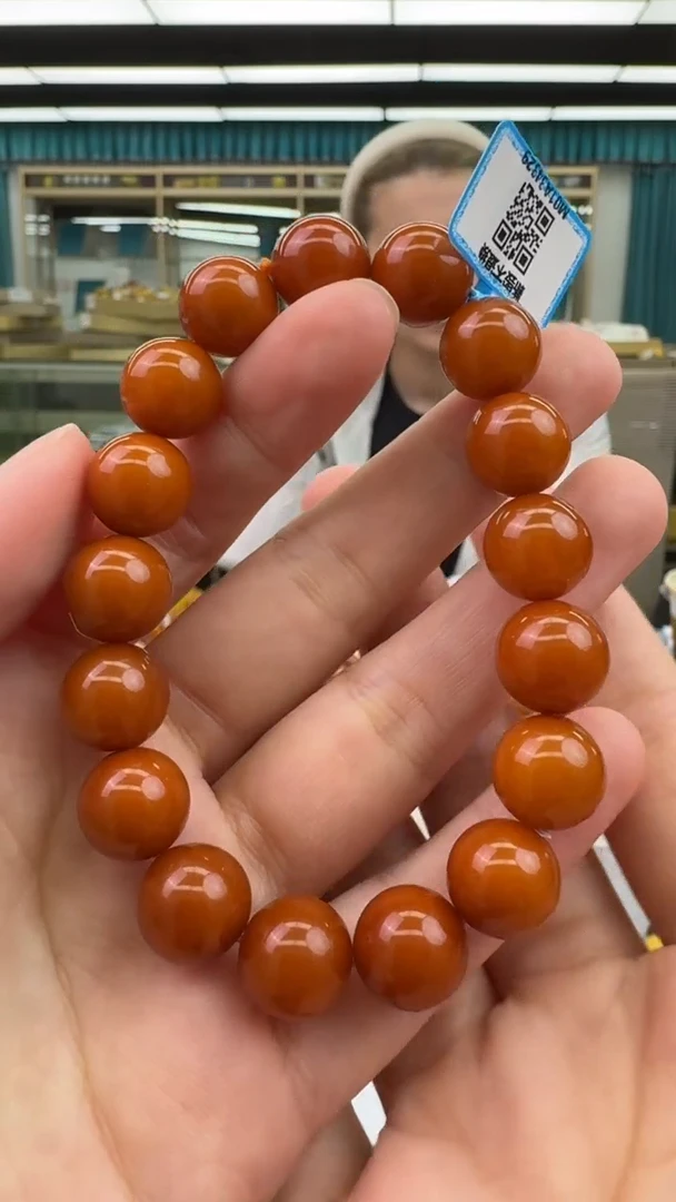 未镶嵌琥珀手链267秒拍号