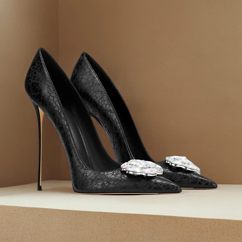2025秋季黑色水钻闪光高跟鞋女洋气法式小香风职业百搭浅口单鞋