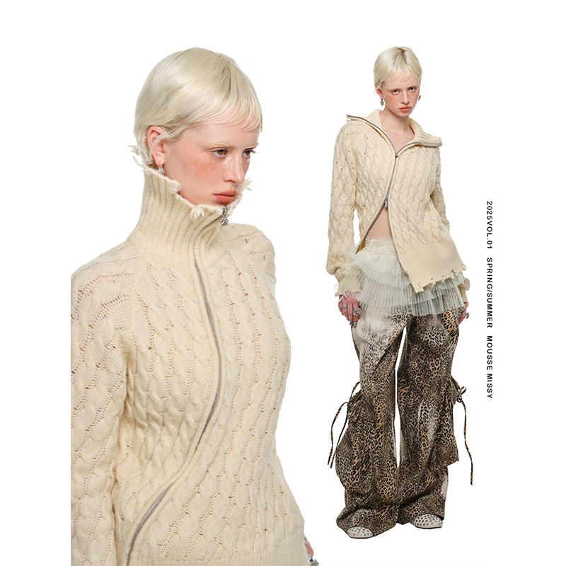 【25春新Vol.1】1JINN STUDIO 苏尔绒绞花斜门襟针织开衫