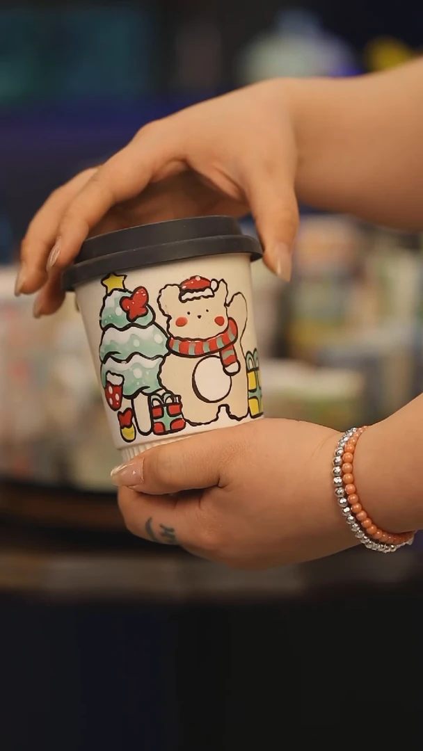 【闪购商品】摆件景德镇釉下彩绘设计师款式陶瓷