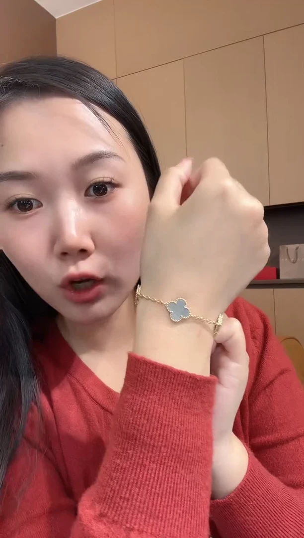 【闪购商品】贝壳（贝母）手链18K金镶嵌灰色k黄，五花手链GHJ