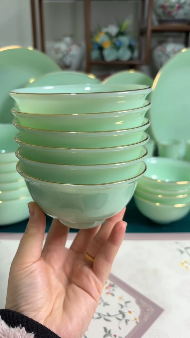 硬质细瓷    4.5英寸玉瓷碗6个口径11.5厘米
