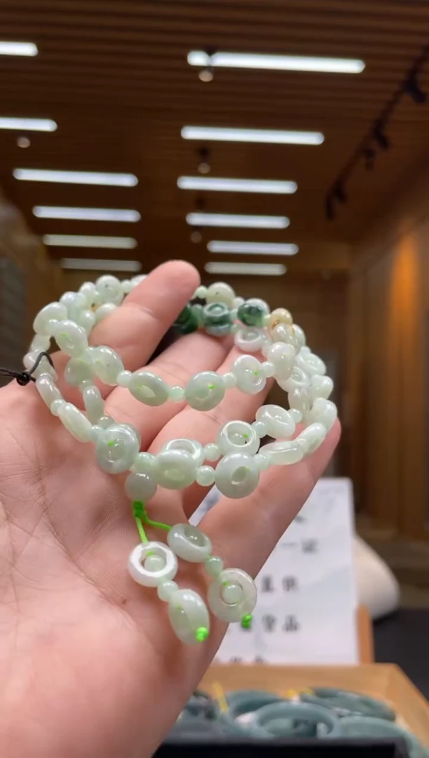 【闪购商品】定制翡翠未镶嵌*******18