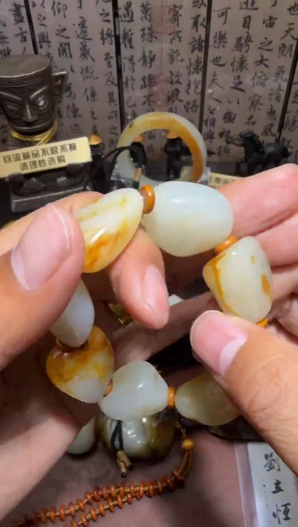 未镶嵌和田玉挂件1