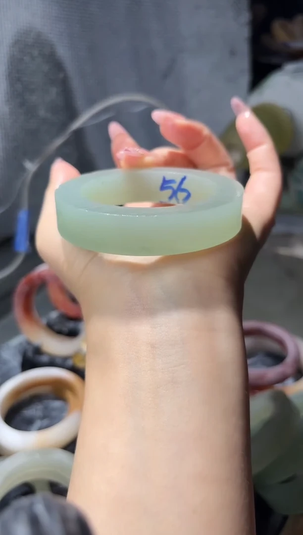 未镶嵌手镯东陵石一**胡。。