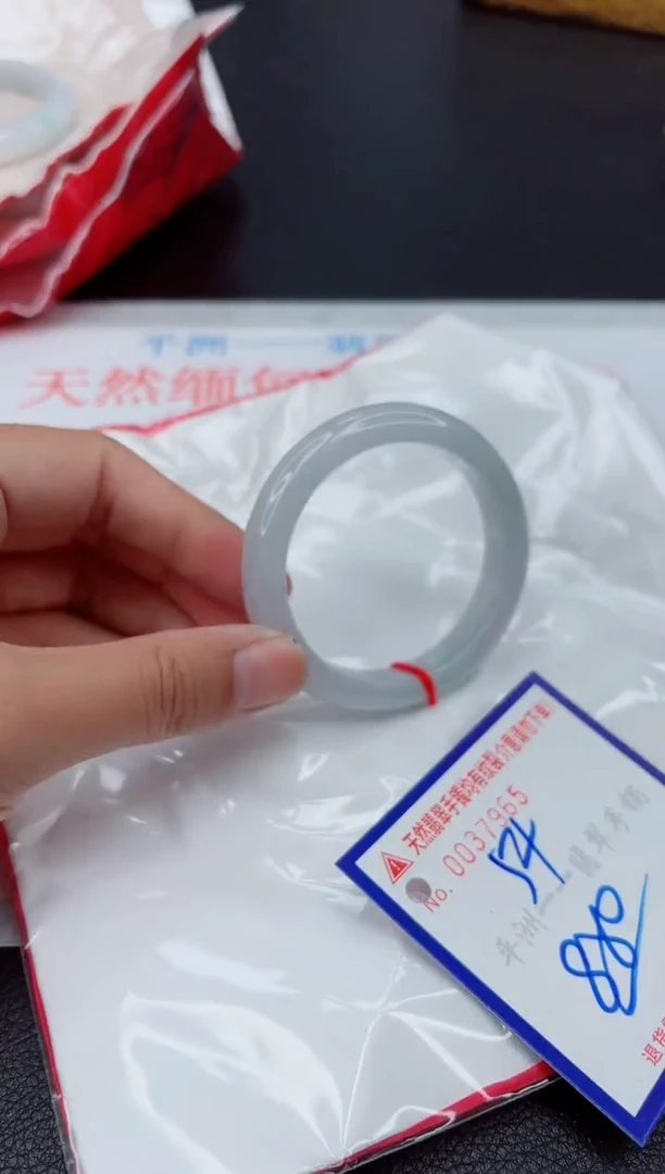 翡翠手镯未镶嵌11111111111