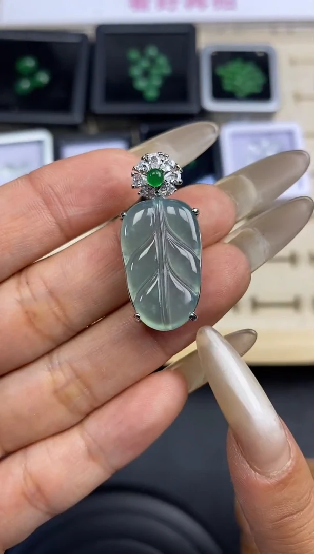 翡翠裸石天然翡翠蛋面10