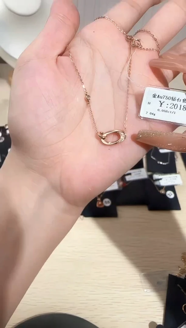 项链18K金镶嵌钻石西****桃B2599901679