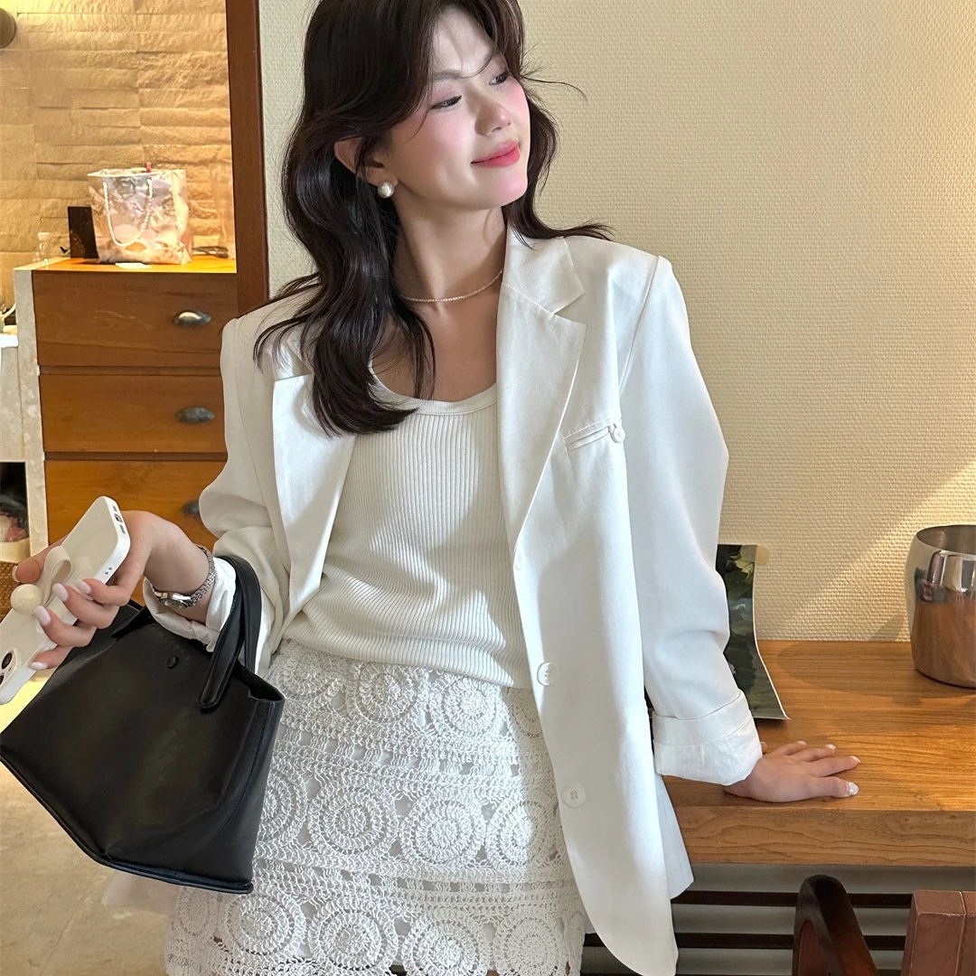 UMZ 西装外套女短款春显瘦休闲小个子小众设计感上衣U25S10308