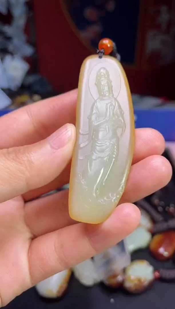 颈饰未镶嵌和田玉1