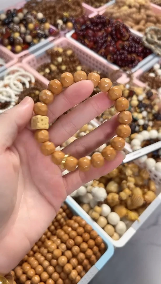 菩提根/象牙果手串猴头奶酪金箍棒跑环10mm +全品