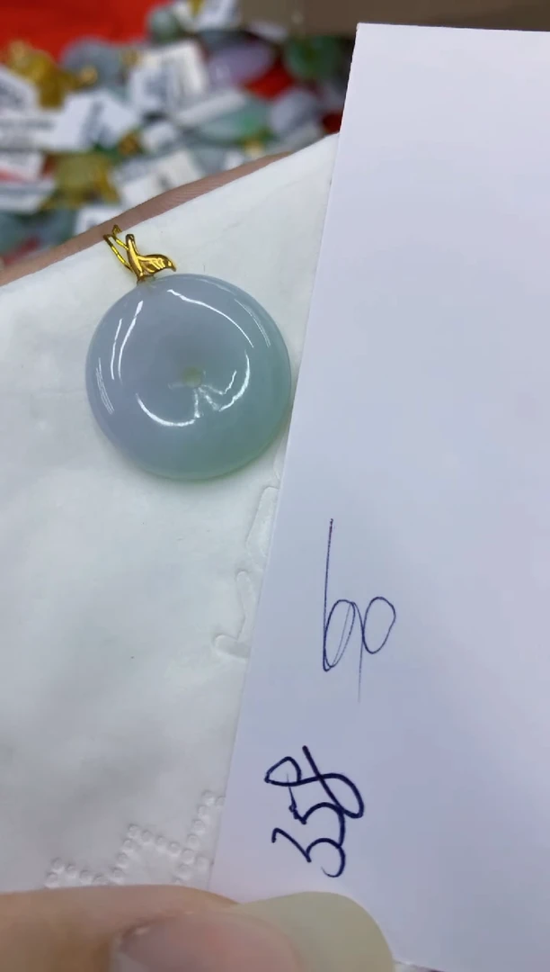 翡翠未镶嵌颈饰111111111111