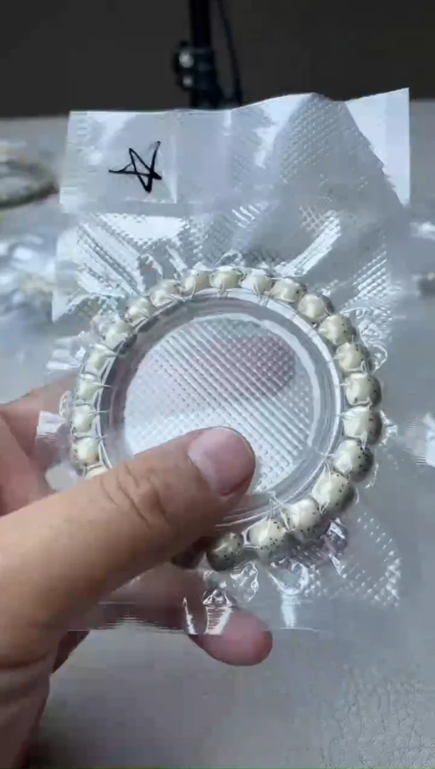 吊坠星月菩提石玉料河豚手串9