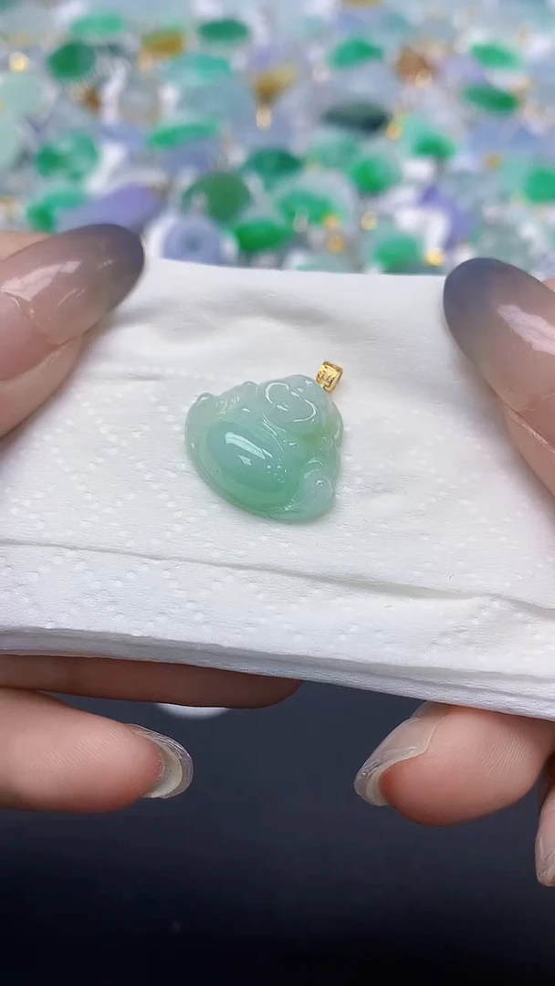 翡翠未镶嵌颈饰天然缅甸a货翡翠