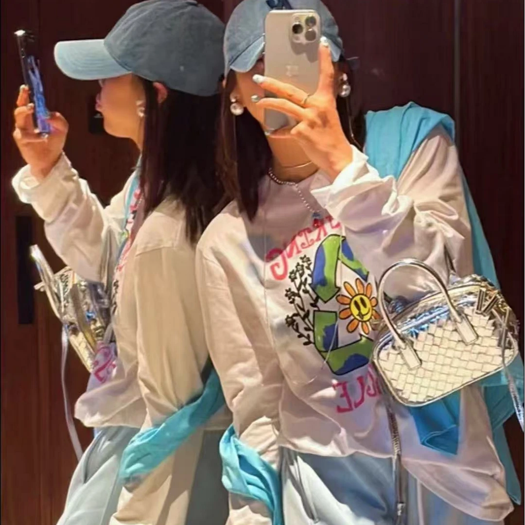 egg25早春印花大版T女士打底衫长袖T恤