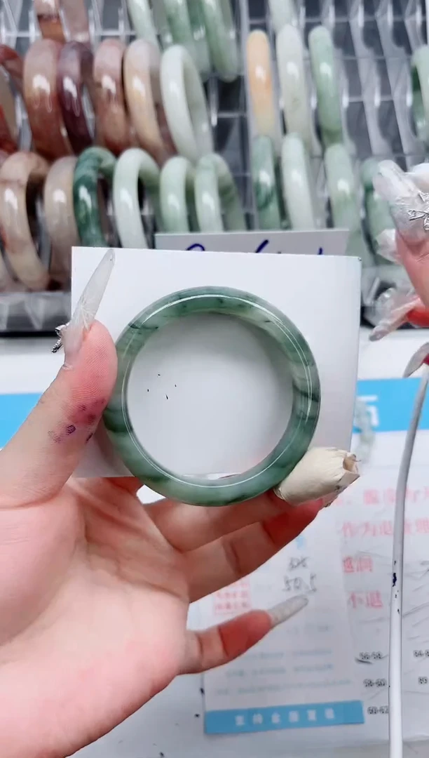 【闪购商品】石英质玉手镯未镶嵌A325-50.5