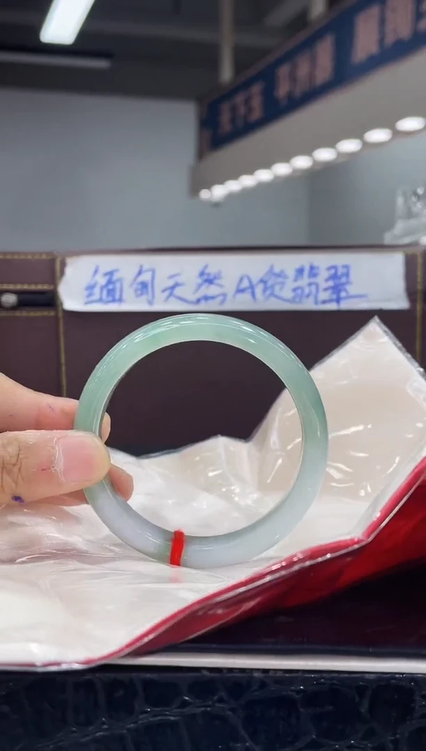 未镶嵌手镯翡翠27